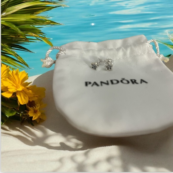 Pandora Star earrings authentic 100% - Picture 4 of 4